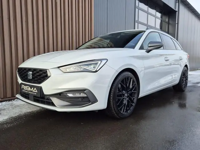 SEAT Leon Sportstourer 1.5 TSI FR Launch Edition | Virtual | Keyless | 18'' | Stuur-stoelverw. | Car...
