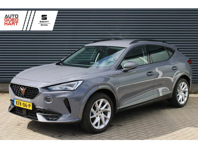 CUPRA Formentor 1.4 TSI e-Hybrid Essential Camera Full-Led Carplay Adaptive-Cruise