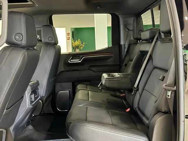 GMC Sierra
