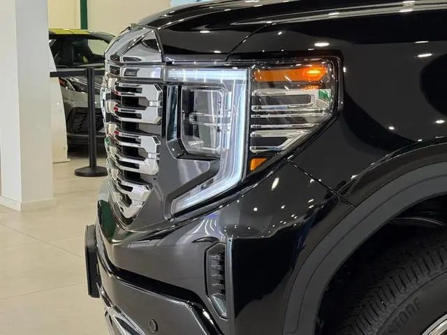 GMC Sierra