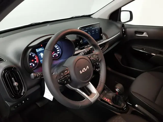 Kia Picanto 1.0 DPi Automaat DynamicLine | Navigatie | Apple Carplay/Android Auto | Airco | Camera | DAB | Lichtmetalen velgen | Bluetooth | Cruise Control