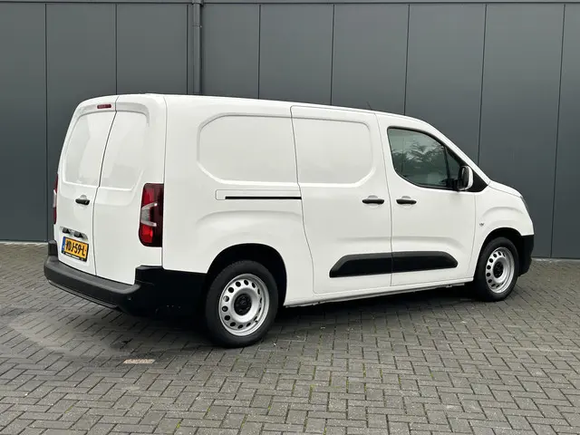 Opel Combo 1.5D 102 PK / L2H1 / 1e EIG. / 85.411 KM !! / SORTIMO INRICHTING / AIRCO / CRUISE / NAVI...