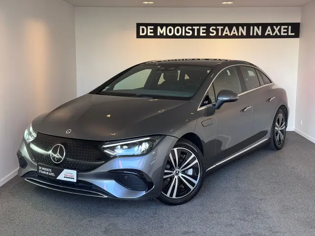 Mercedes-Benz EQE