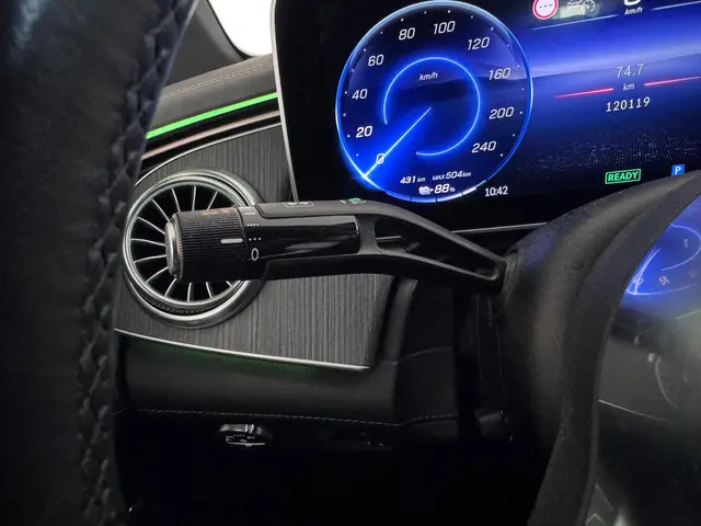 Mercedes-Benz EQE