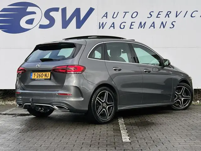 Mercedes-Benz B-klasse 200 Business Solution AMG | Pano | Trekhaak | Memory | Sfeerverlichting