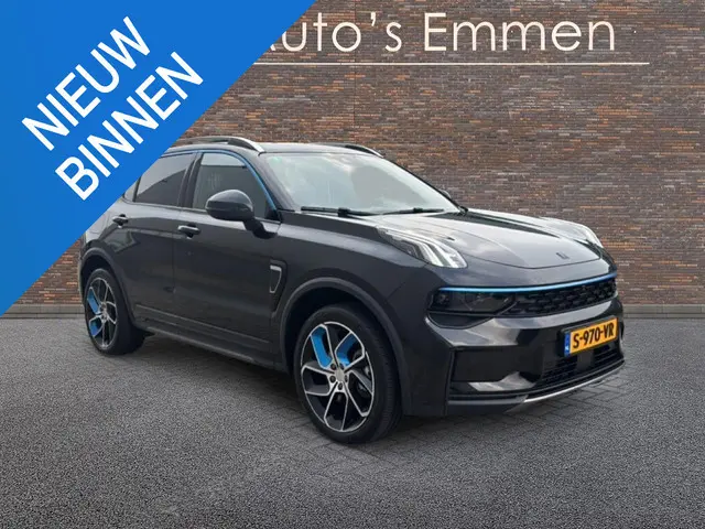 Lynk & Co 01 1.5 ECC LMV PANODAK NAVI CRUISE