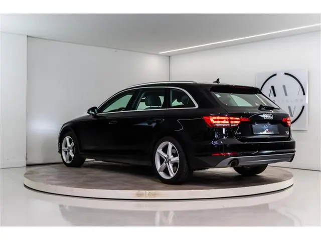 Audi A4 Avant 2.0 TFSI MHEV Design Pro Line Plus 191PK | Virtual | Leder | Stoelverw. | Garantie