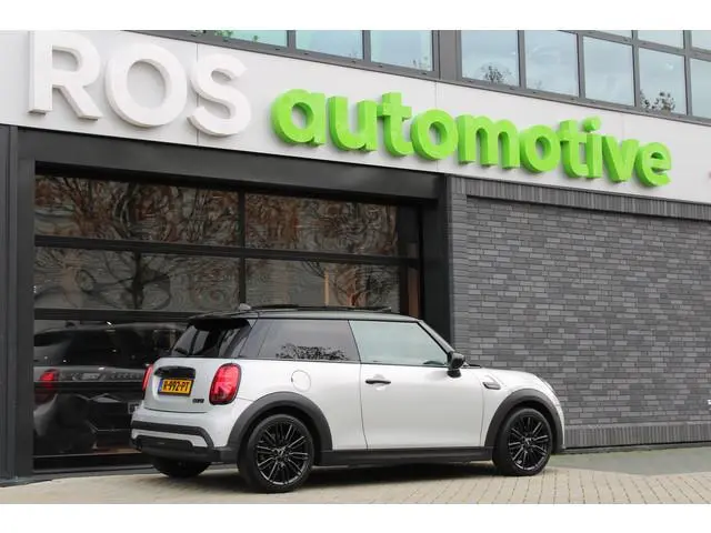 MINI Mini 1.5 Cooper Camden Plus Edition | NAP | PANO | HUD | H&K | CAMERA | CARPLAY | STOELVERW |