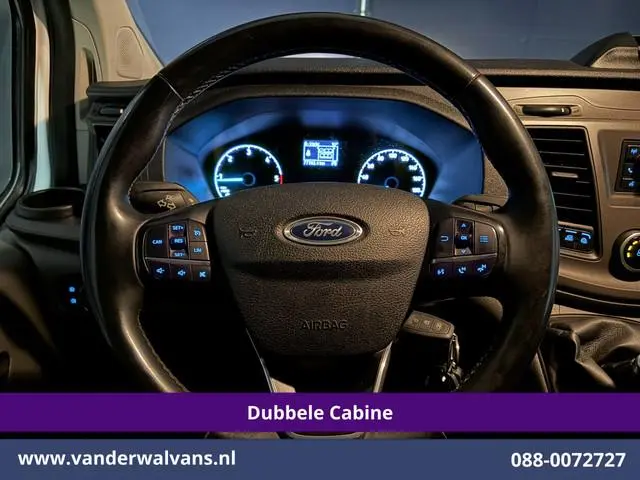 Ford Transit Custom 2.0 TDCI 130pk L2H1 Dubbele Cabine Euro6 Airco | 6-Zits | LED | Cruisecontrol |...