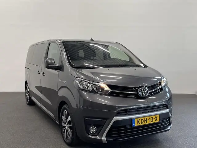 Toyota PROACE Electric Verso Luxury L2 8persoons PERSONENBUS Navigatie Apple Carplay Android Auto Cl...