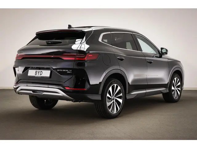 BYD SEAL U