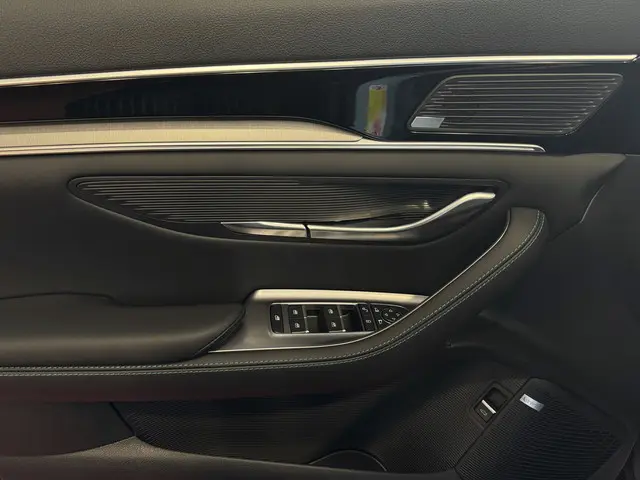 BYD SEAL U