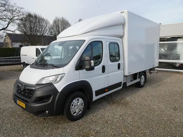 Opel Movano