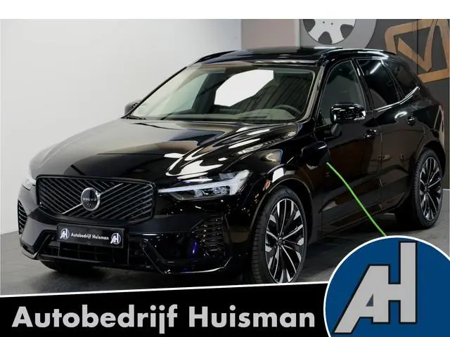 Volvo XC60 2.0 T6 AWD 293kW/399pk Aut8 Plug-in hybrid Ultra Dark Facelift! LUCHTVERING + PANORAMADAK...
