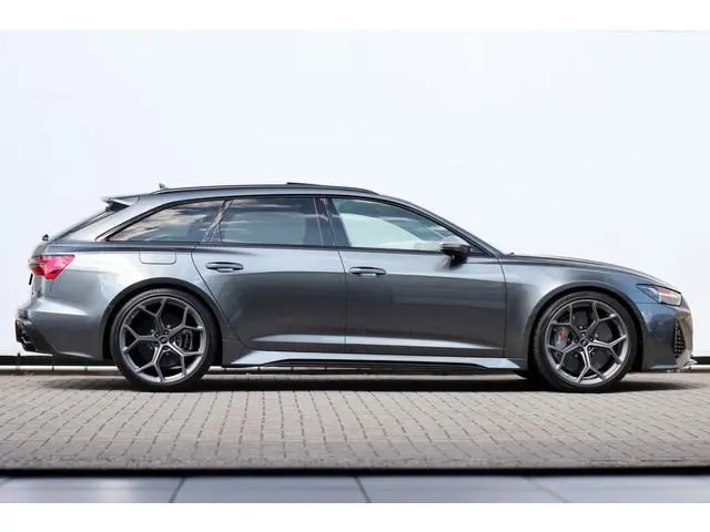 Audi A6 Avant RS 6 TFSI quattro BTW | Keramisch | Pano | B&O | achteras | Head-up