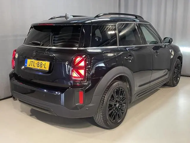 MINI Countryman 1.5 Cooper S E ALL4 18"/Adaptieve cruise/Sportstoel + memory/Stoel + voorruitverwarm...