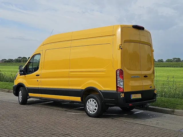 Ford E-Transit