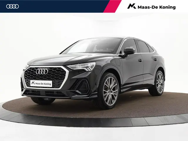 Audi Q3 Sportback 45 TFSIe 245pk S-tronic Edition · Camera ·Apple/Android Car Play ·  Dodehoek Detec...