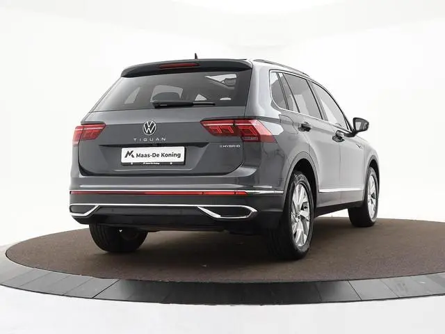 Volkswagen Tiguan 1.4 TSI 245pk eHybrid Elegance · Panoramadak · Camera · P-Sensoren · Dodehoek Dete...