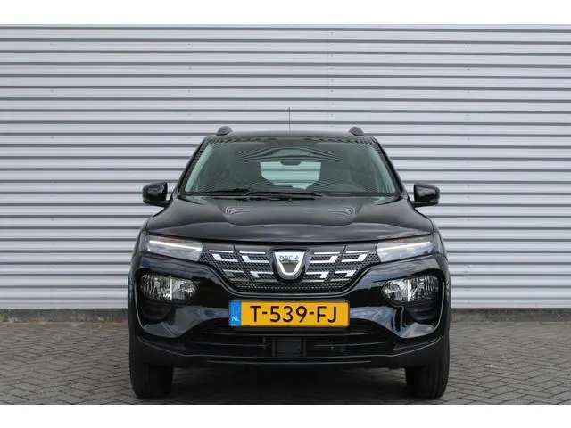 Dacia Spring Essential |  Airco | 14" Design velgen | Bluetooth | PDC |