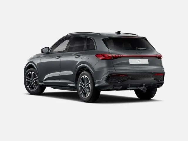 Audi Q5 2.0 TFSI e-hybrid quattro S edition 299 PK · Glazen panoramadak · Tech plus · Trekhaak elek....
