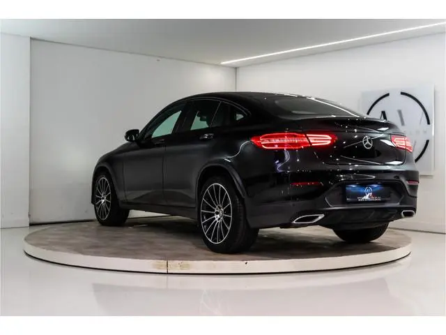 Mercedes-Benz GLC-klasse Coupé 220 d 4MATIC AMG 170PK | Carplay | Stoelverw. | Camera | LED