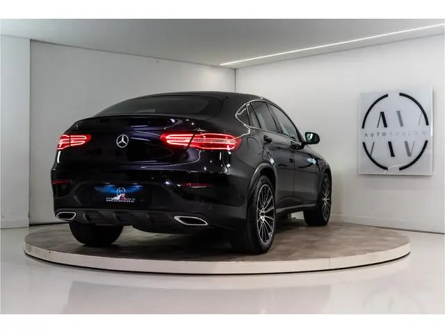 Mercedes-Benz GLC-klasse Coupé 220 d 4MATIC AMG 170PK | Carplay | Stoelverw. | Camera | LED