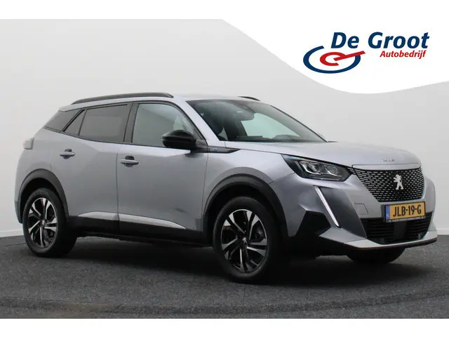 Peugeot e-2008 EV Allure 50 kWh Virtual Cockpit, Cruise, Camera, Apple Carplay, Stoelverwarming, 17''