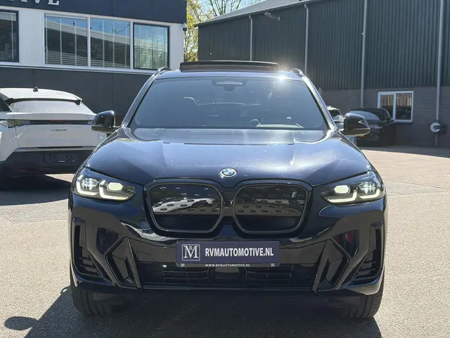 BMW ix3 High Executive 80 kWh M SPORT | PANORAMA DAK | LEDER | SOH 99% | APPLE CARPLAY