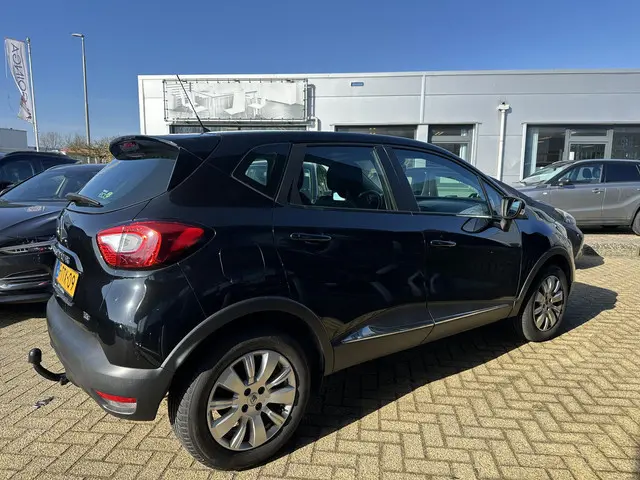 Renault Captur 0.9 TCe Expression 90PK | Nette Staat | DEALERONDERHOUDEN | NL AUTO | Trekhaak | Keyl...