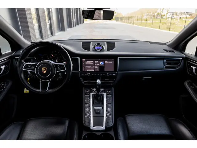 Porsche Macan 2.0 | Pano | Luchtvering | Memory | Leder |