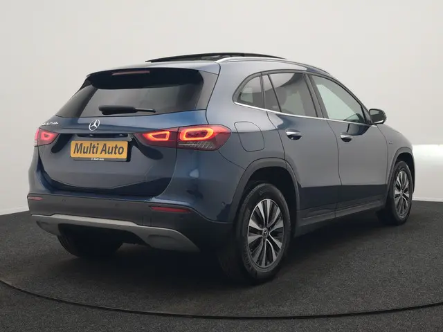 Mercedes-Benz GLA-klasse 250 e Style PHEV 218pk Dealer O.H. | Panodak | Adaptive Cruise | 360 Camera...