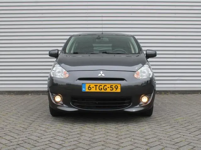 Mitsubishi Space Star 1.0 Intense | Keyless entry | 14" LM | Cruise | Clima | Licht- & regensensor |
