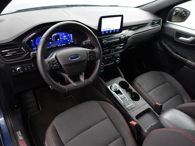 Ford Kuga 2.5 PHEV ST-Line Aut- Camera, Dynamic Select, Park Pilot, Park Assist, Xenon Led, Virtual...