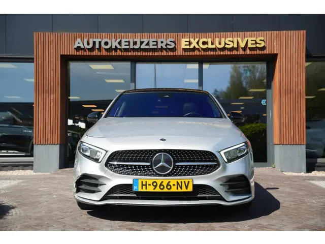 Mercedes-Benz A-klasse 200 Business Solution AMG Wide screen Pano Dak