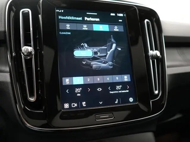 Volvo C40