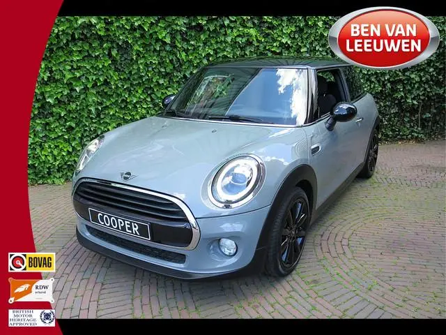 MINI Cooper 1.5 Chili F56 LCI automaat NL-auto, LED, Navi, Keyless AppleCP, 17"