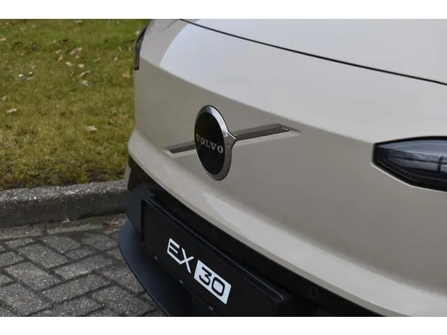 Volvo EX30