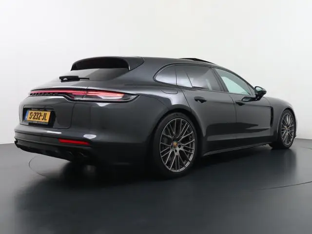 Porsche Panamera Sport Turismo 2.9 4 E-Hybrid Platinum Edition Massage | Panoramadak | Bose | Softcl...