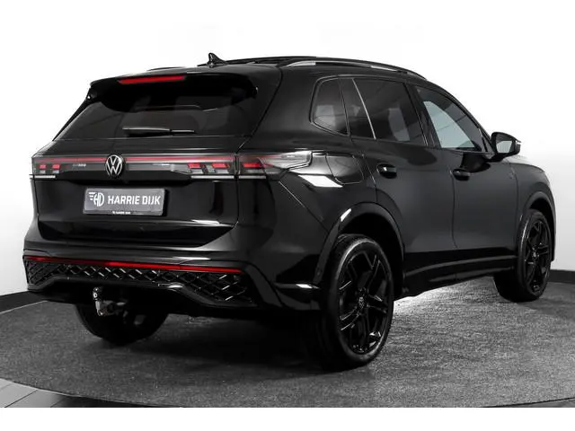 Volkswagen Tiguan 1.5 eHybrid R-Line Edition 272 PK | Black Style | 15 inch Navi | Elek. Trekhaak |...