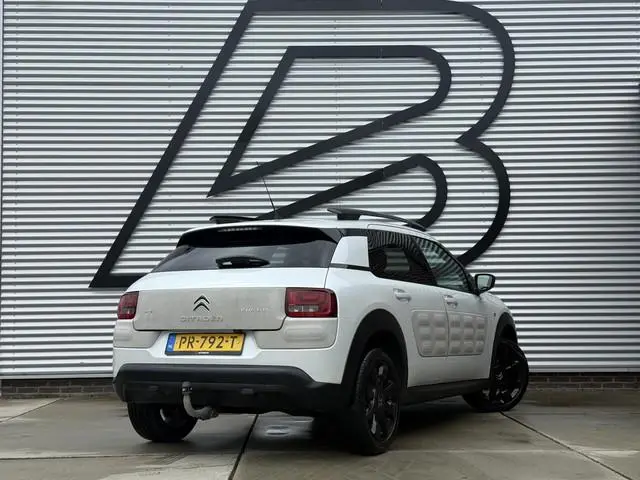 Citroen C4 Cactus 1.2 PureTech Shine 2e Eigenaar|Navi|Camera|Trekhaak|Clima|Cruise|D-riem vv in 2022...