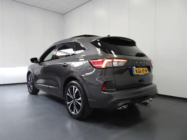 Ford Kuga 2.5 PHEV Plug-In ST-Line X TREKH./SCHUIFDAK/LED/HEAD-UP/B&O/19"LMV!