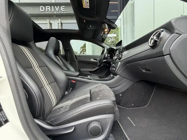 Mercedes-Benz CLA-klasse Shooting Brake 200 AMG Edition |Pano|Carplay|Cam|Sfeer|20"