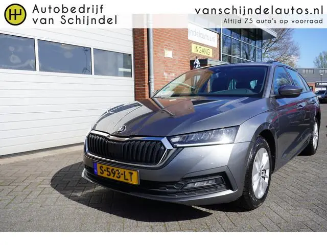 ŠKODA Octavia Combi 1.5 E-TSI 150PK MHEV BUSINESS EDITION ORIGINEEL NEDERLANDS VIRTUEEL COCKPIT STOE...