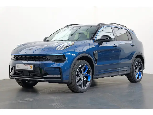Lynk & Co 01