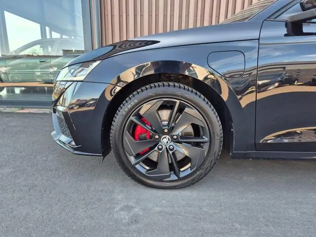 Skoda Octavia Combi 1.4 TSI 245pk RS iV PHEV Business | Matrix | Virtual | Carplay | Stuur - stoelve...
