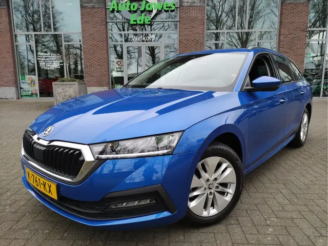 ŠKODA Octavia Combi 1.0 TSI Business Edition Trekhaak - Getinte ruiten  - Dealeronderhouden - NL aut...