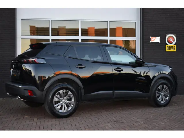 Peugeot 2008 1.2 PureTech 130PK Active Pack | Carplay | Camera | Stoelverw. | Incl. garantie