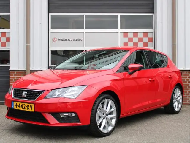 SEAT Leon 1.5 TSI 150PK Style Ultimate Edition Automaat /NAVI/18'LM/Camera/Trekhaak/Stoelverwarming/...
