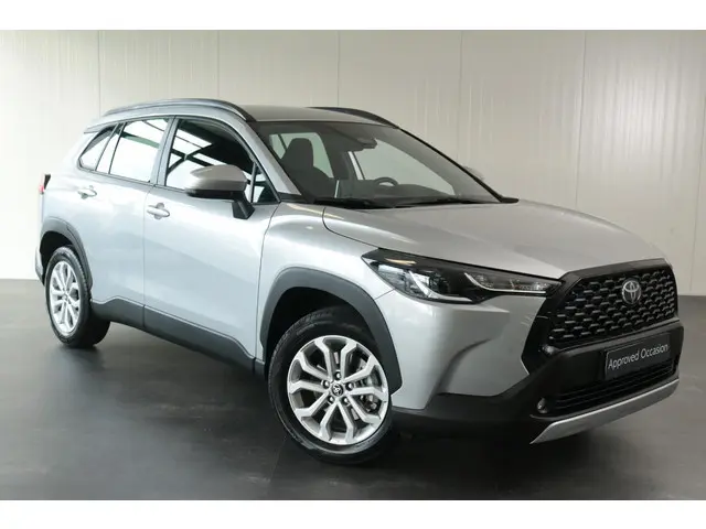 Toyota Corolla Cross Hybrid 140 Dynamic Limited, Stuur & Stoelverwarming, BSM, Sensoren!